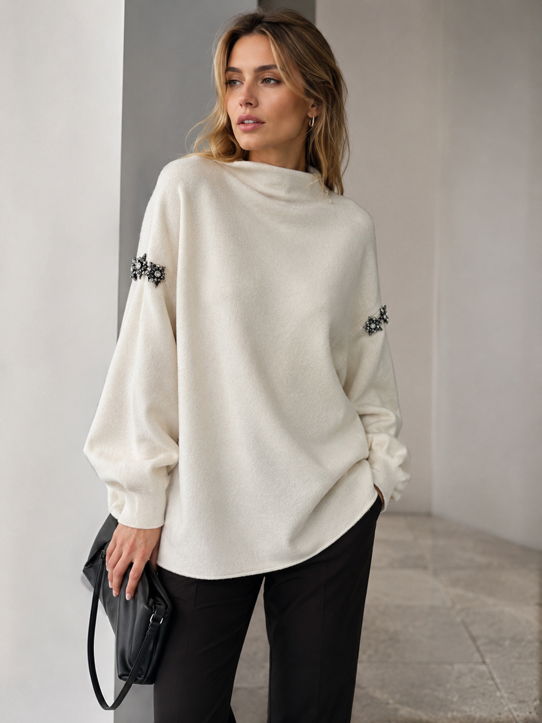 LEIA Pull tunique bijoux