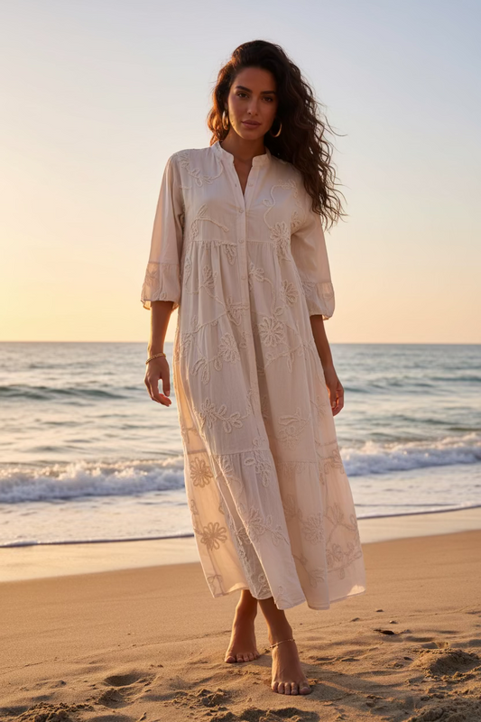 252 ROBE BRODÉE