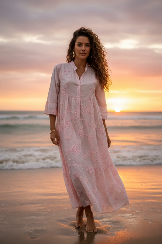 252 ROBE BRODÉE