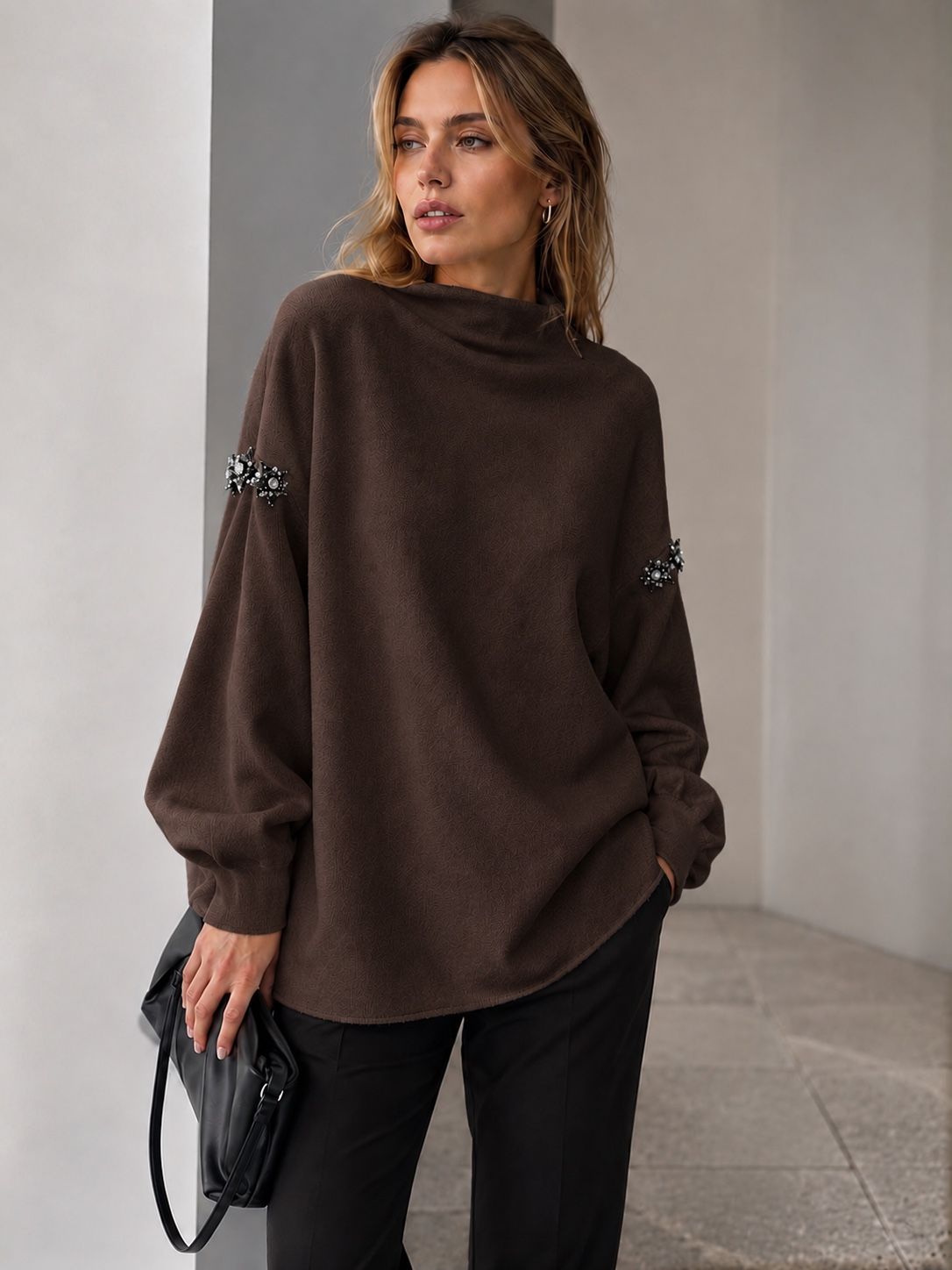 LEIA Pull tunique bijoux