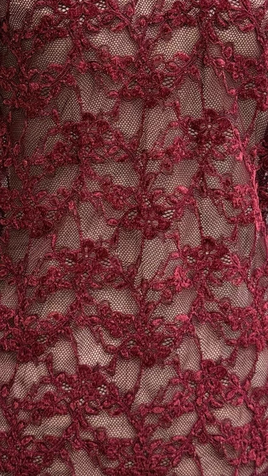 MIRA Haut dentelle