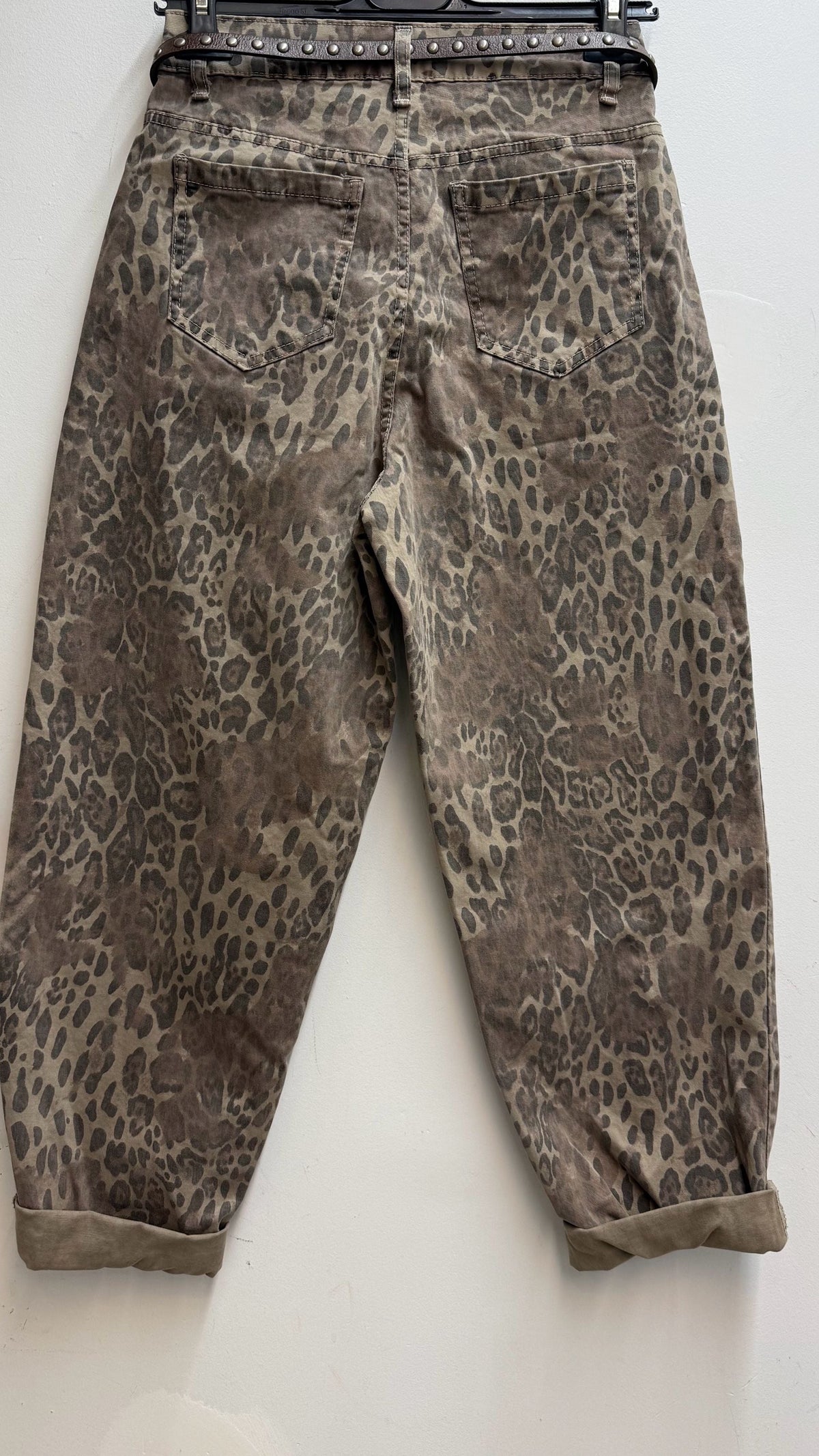 NOA Pantalon léopard avec ceinture