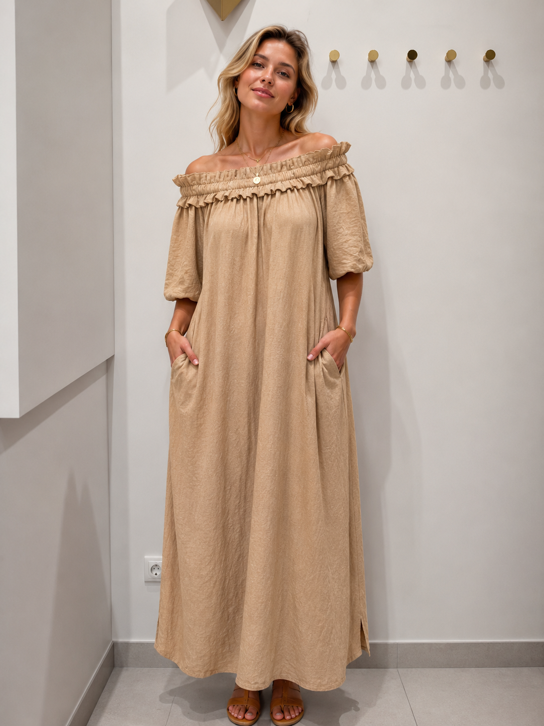 698 robe longue épaule