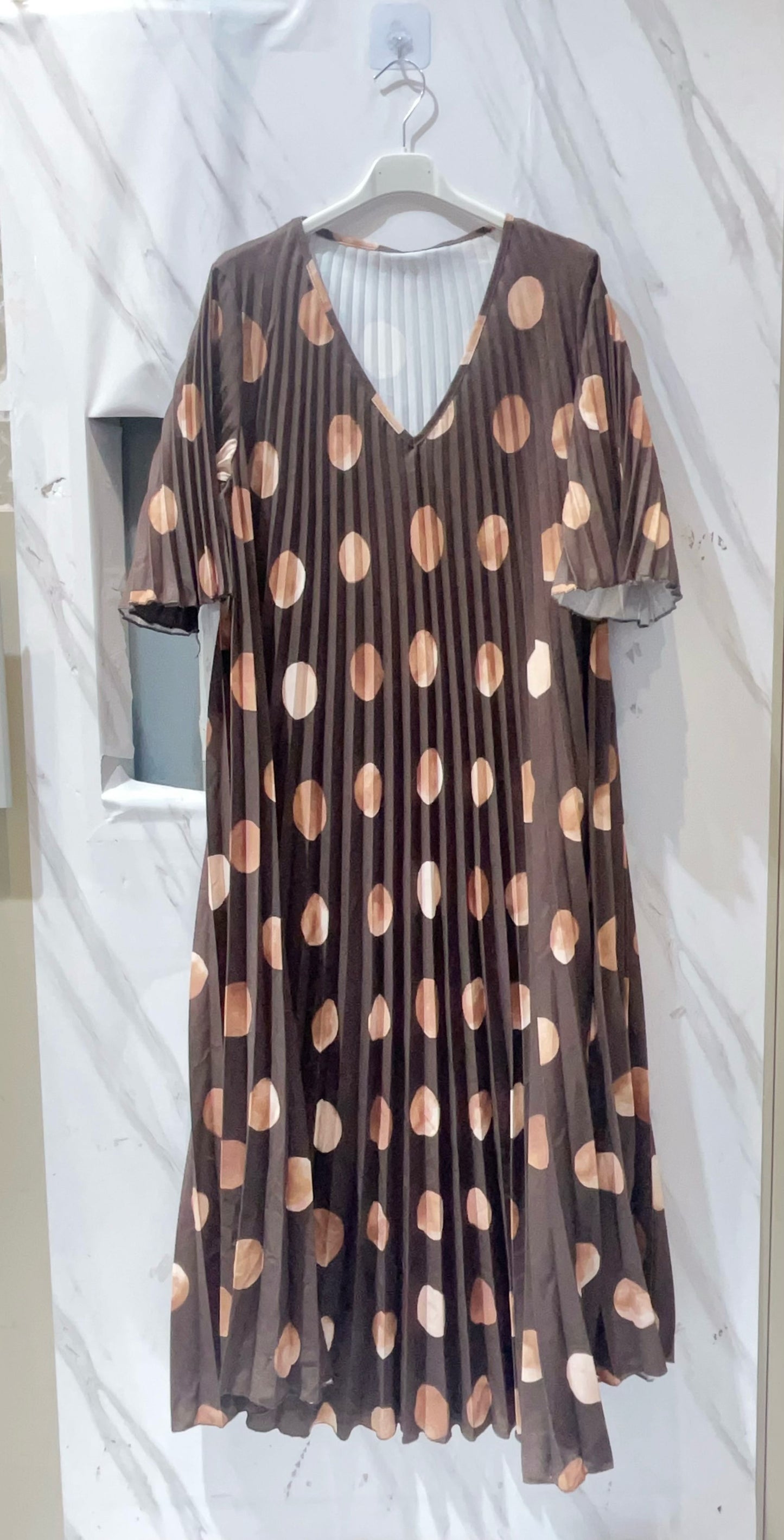 716 robe plissée à pois