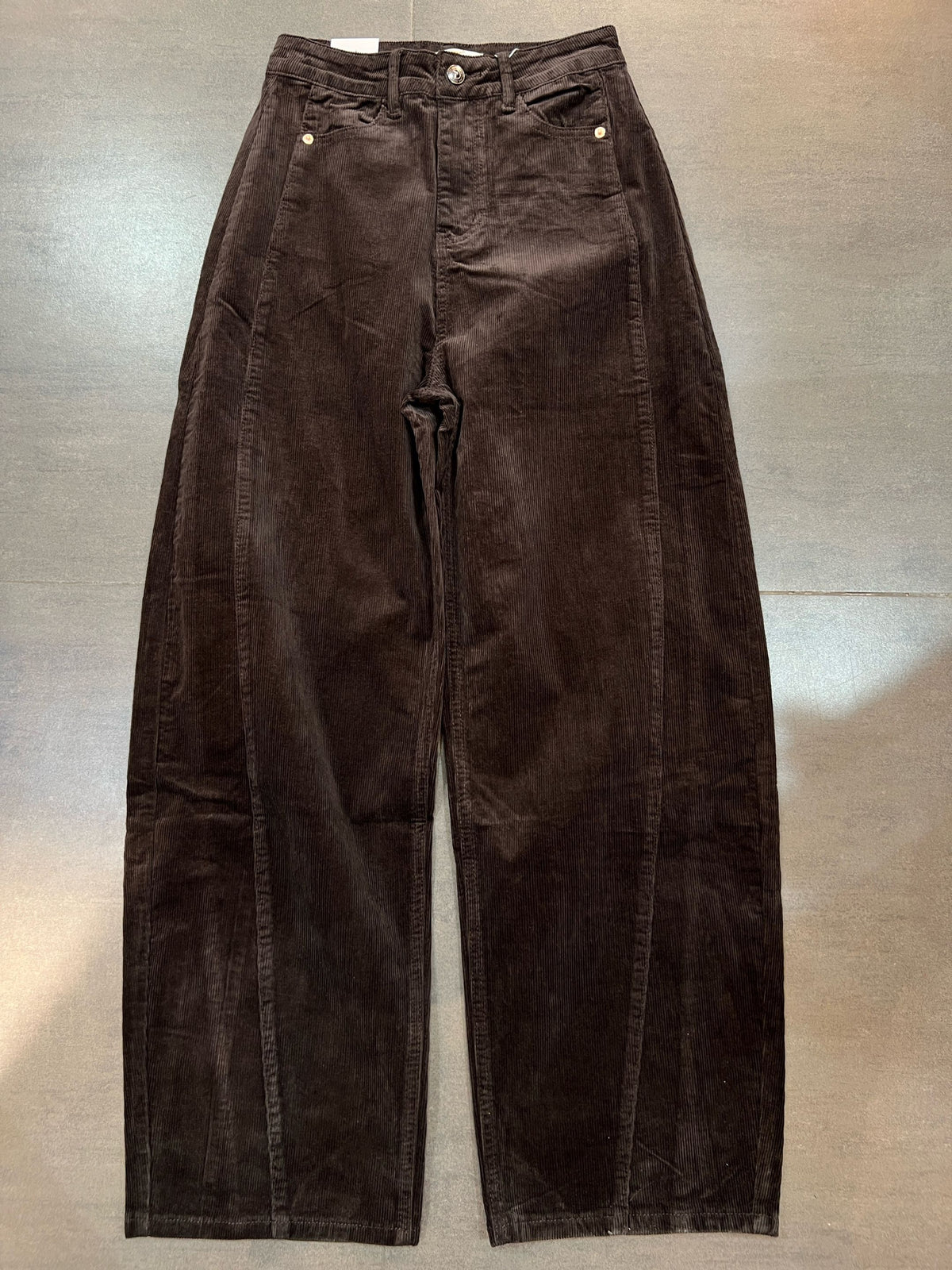 ALASKA Pantalon Barrel en velours