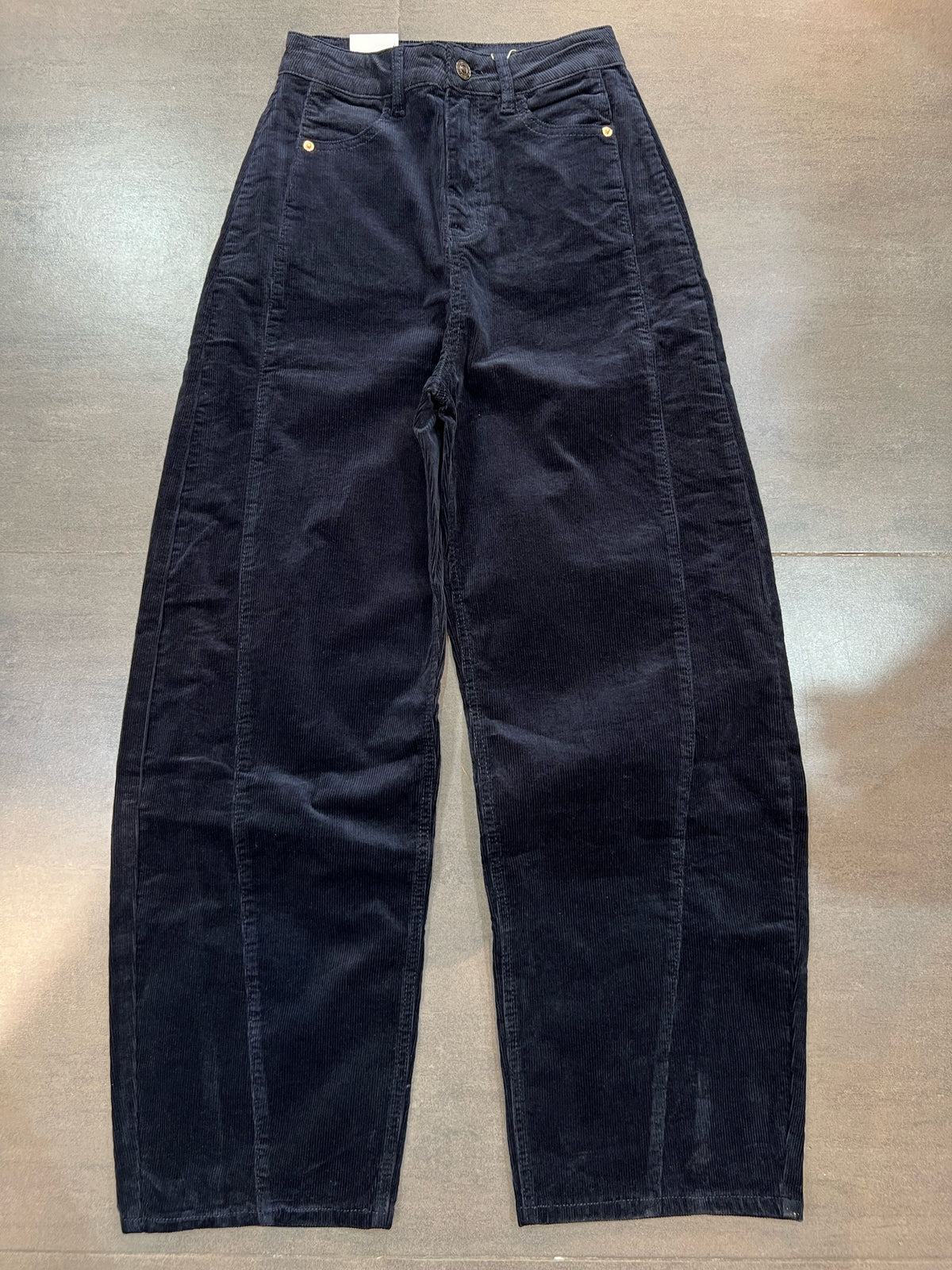 ALASKA Pantalon Barrel en velours
