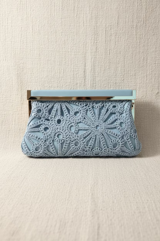 273 POCHETTE DENTELLE